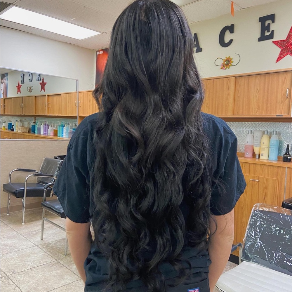 Bellami 24” clip in extensions